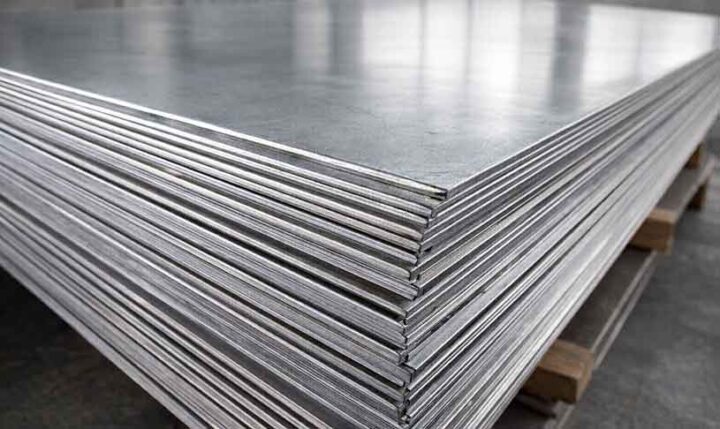 Planchas de acero galvanizado utilizadas en techumbres y construcción